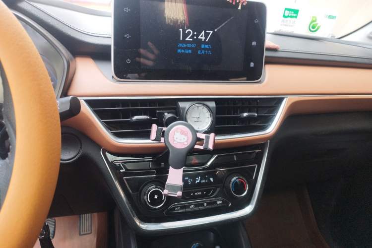 Used Wuling Hongguang S3 2018 1.5T Manual Luxury Model China V Standard
