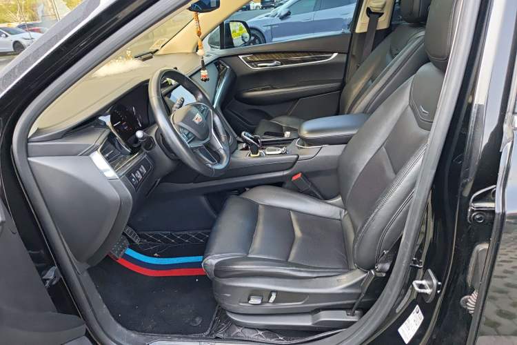 Used Cadillac XT5 2016 25T Luxury Model
