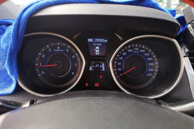 Used Hyundai Elantra (5th Generation / Langdong) 2015 1.6L Automatic Luxury Model Instrument Cluster