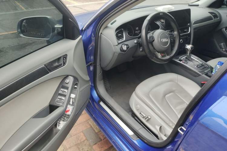 Used Audi A4L 2015 35 TFSI Automatic Comfort Model