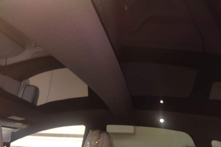 Used Hima Luxeed S7 2024 Pro Model Headliner