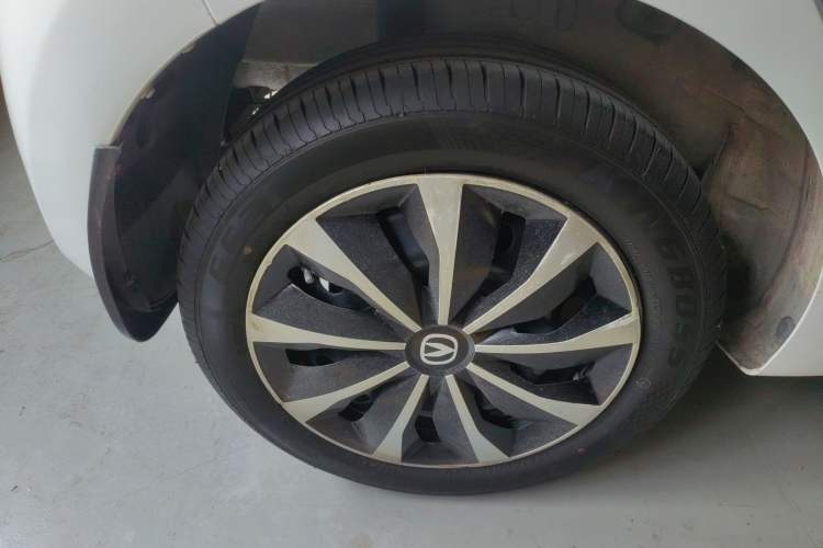 Used CHANGAN Benni E-Star 2021 National Edition Xin Yue Version (Fast-Charging Edition) Lithium Iron Phosphate (31.95 kWh) Right Rear Wheel Hub