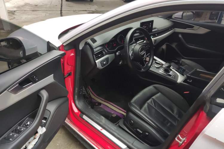 Used Audi A5 2017 Sportback 40 TFSI Fashion Model
