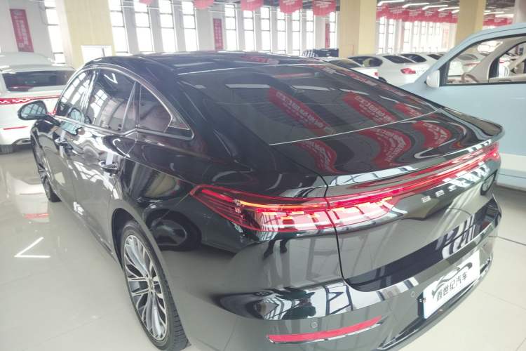 Used Bestune B70 2025 Dragon Edition 1.5T Black Knight