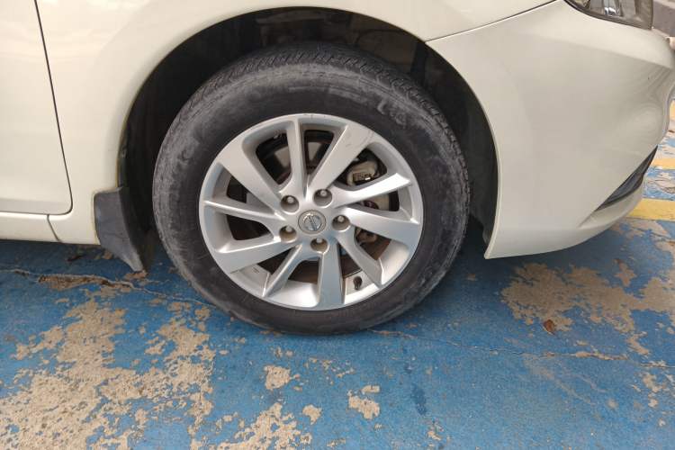 Used Nissan Tiida 2016 1.6L CVT Cool Dynamic Edition
