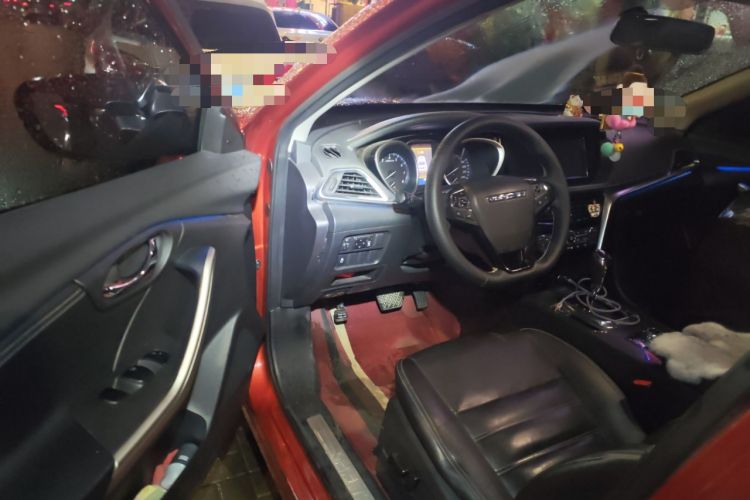 Used Venucia T90 2017 2.0L CVT Leading Edition
