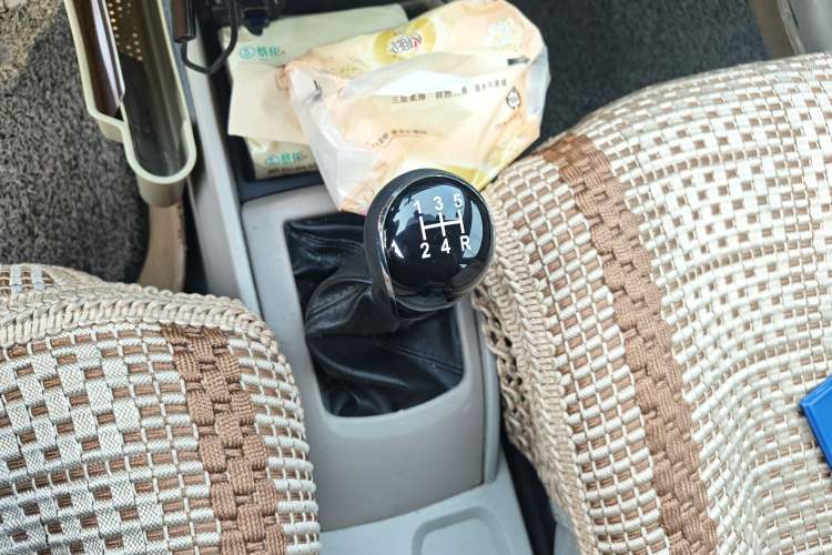 Used Changan Alsvin V5 2012 1.5L Manual Sport Version China IV Standard
