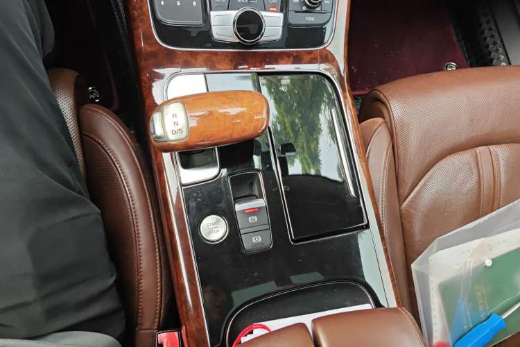 Used Audi A8 2011 A8L 3.0 TFSI quattro Prestige Edition (245kW) Gear Lever