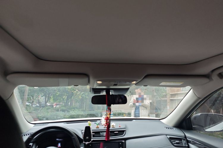 Used Nissan X-Trail 2022 Revised Version 2.0L Two-Wheel Drive Smart Connect Premium Edition
