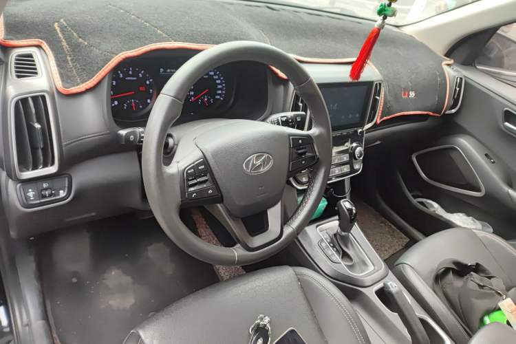 Used Hyundai ix35 2019 2.0L Automatic 2WD Zhiyong·Changxiang Edition China VI Standard Steering Wheel