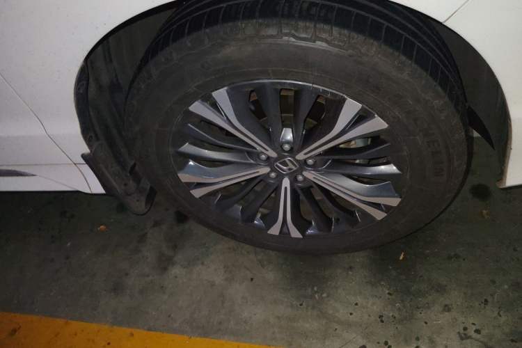 Used Honda UR-V 2020 370TURBO Two-Wheel Drive Luxury Edition
