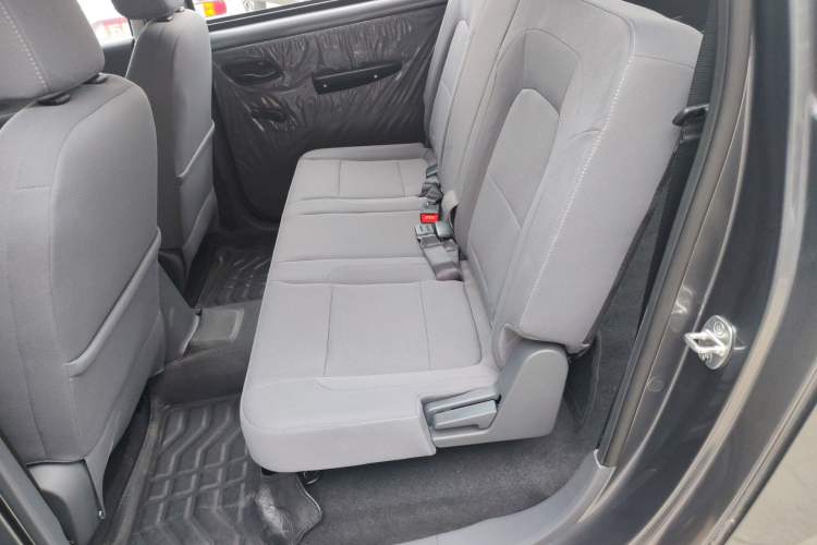 Used Wuling Hongguang New Energy 2025 Extended-Range Hybrid 50 km Standard Version Left Rear Seat