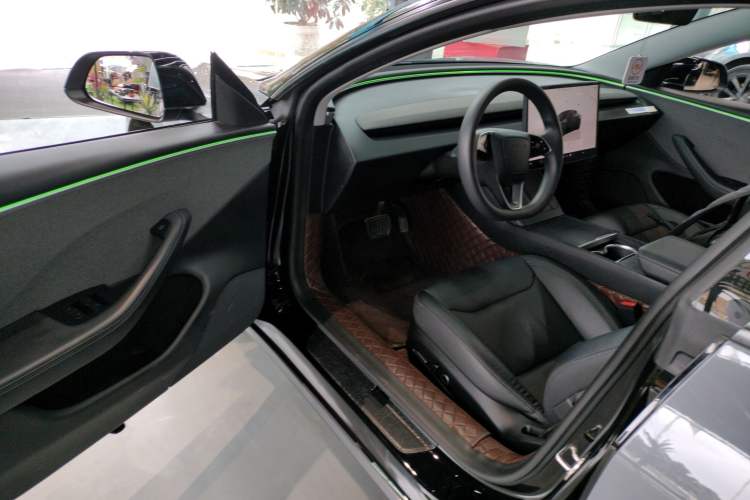 Used Tesla Model 3 2023 Rear-Wheel-Drive Version