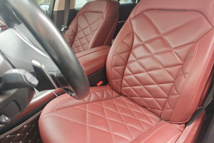 Used BMW X5 2022 xDrive 30Li Luxury M Sport Package