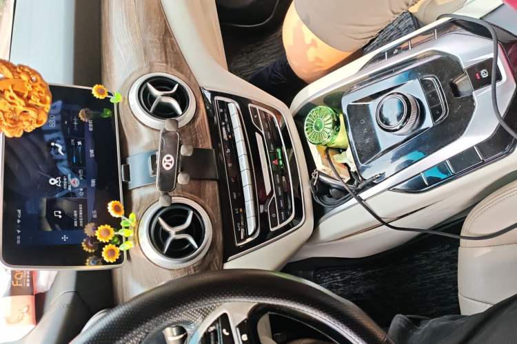 Used BAIC Beijing EU5 2018 R500 Smart Wind Edition