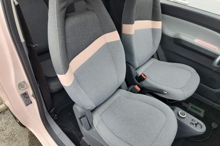 Used Wuling Hongguang MINIEV 2021 Macaron Fashion Model Lithium Iron Phosphate
