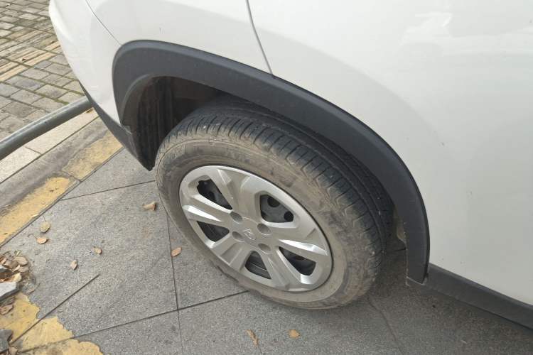 Used Baojun 510 2019 1.5L CVT Enjoyment Model China VI Emission Standard Right Rear Wheel Hub