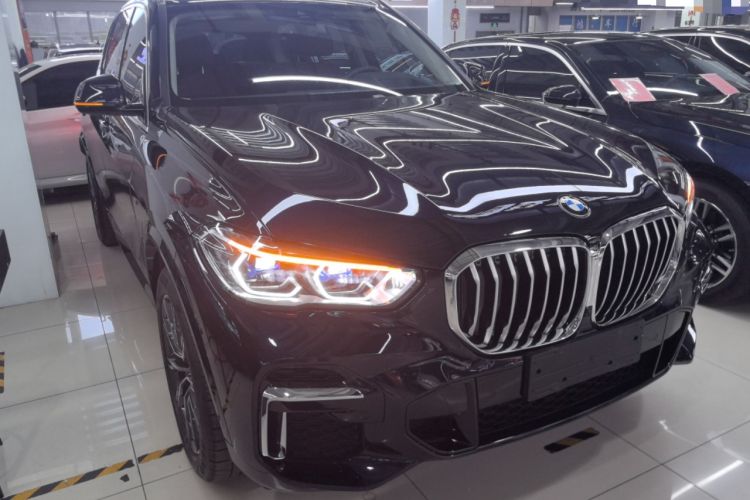 Used BMW X5 2022 Restyled xDrive 30Li Luxury Version M Sport Package
