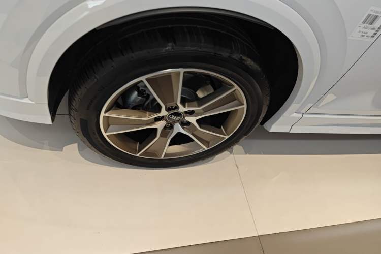 Used Audi Q2L 2024 35TFSI Fashionable and Dynamic Edition