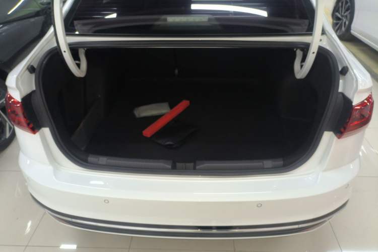 Used Volkswagen Bora 2023 200TSI DSG Smart Drive Version
