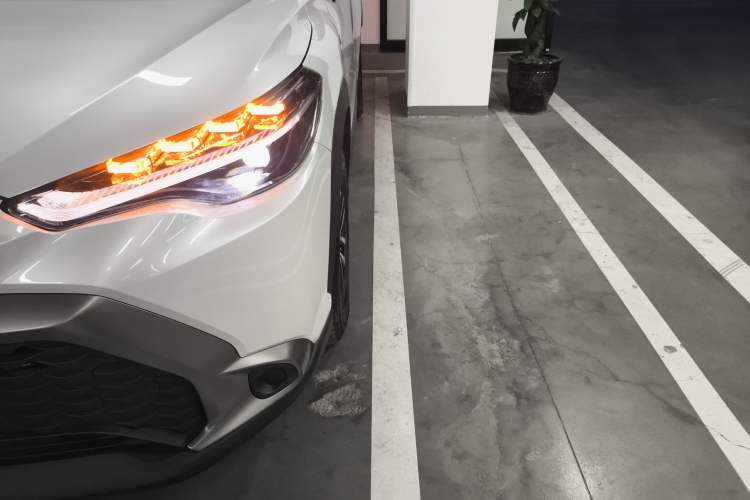 Used Toyota FRONTLANDER 2024 2.0L Smart Electric Hybrid Dual-Engine Luxury Edition Left Front Headlight