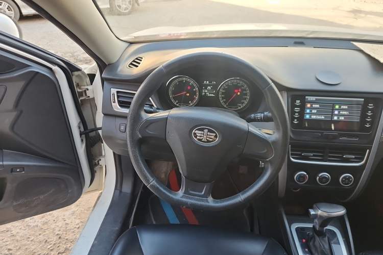 Used Bestune B30 2019 1.6L Automatic Comfort Model Steering Wheel
