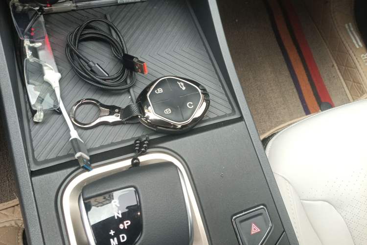 Used JETOUR Dashing 2023 1.5T DCT Starlight Shine Pro Edition
