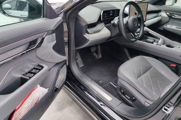 Used Zeekr 001 2023 WE Edition 100 kWh
