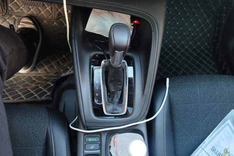 Used Honda Vezel 2023 1.5L CVT Tech Edition