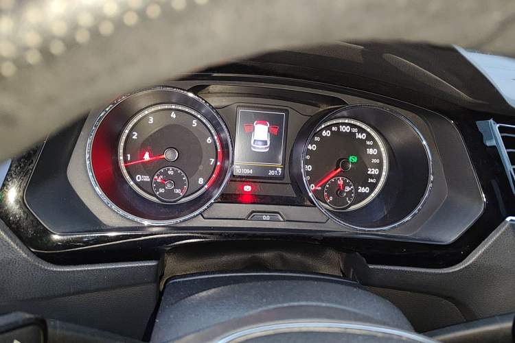 Used Volkswagen Tiguan L 2017 330TSI Automatic Two-Wheel Drive Flagship Edition
