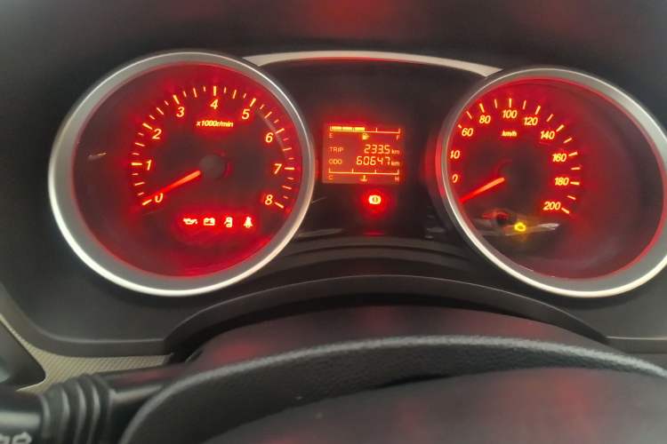 Used Wuling Hongguang 2019 1.5L S Standard Version China VI LAR Instrument Cluster