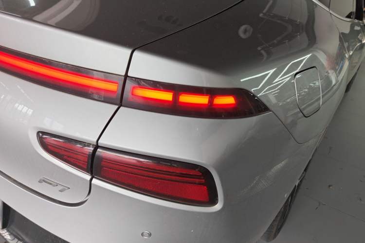 Used XPeng P7 2023 P7i 702 Pro
