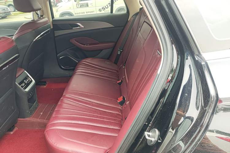 Used Hongqi H5 2024 2.0T Automatic Smart Connect Flagship Edition