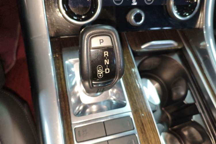 Used Land Rover Range SportNew Energy 2018 P400e Gear Lever