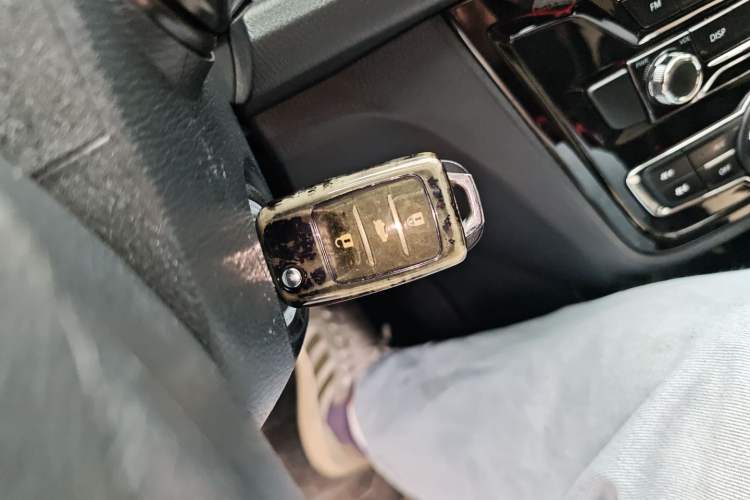 Used Changan Alsvin V7 2015 1.6L Manual Enjoyment Model China V Standard
