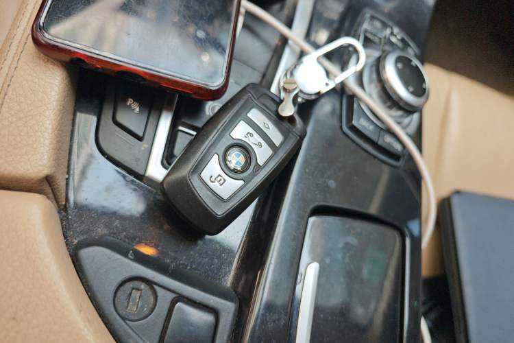 Used BMW 5 Series 2011 520Li Elegant Model