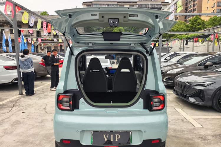 Used Geely Galaxy Panda 2025 210 km – Yuanqi Bear Trunk