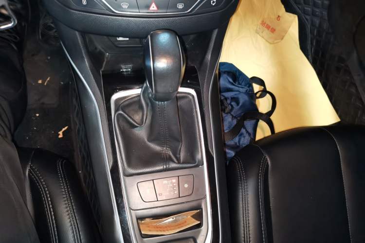 Used Peugeot 408 2015 1.2T Automatic Luxury Edition