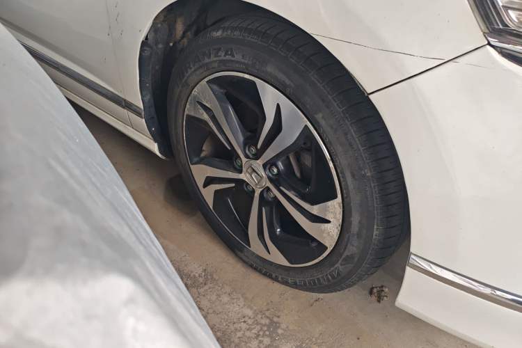 Used Honda Spirior 2015 2.4L Prestige Edition Right Front Wheel Hub