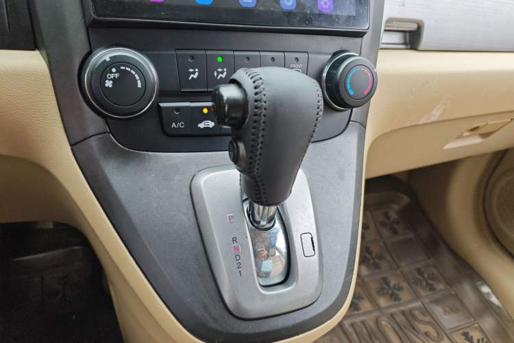 Used Honda CR-V 2010 2.0L automatic two-wheel drive urban version