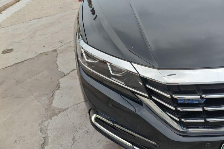 Used Volkswagen Passat New Energy 2020 430 PHEV Hybrid Elite Edition China VI Standard Right Front Headlight