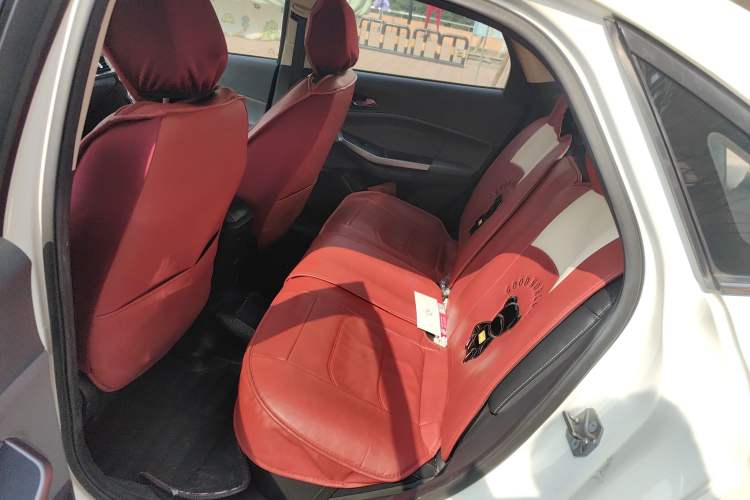 Used Ford Escort 2015 1.5L Automatic Fashion Model