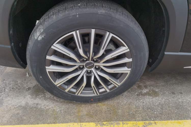 Used JETOUR X90 PLUS 2023 Facelift 1.6TD DCT Villa 7-Seater
