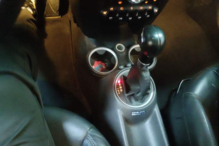 Used MINI MINI 2011 1.6L COOPER Excitement