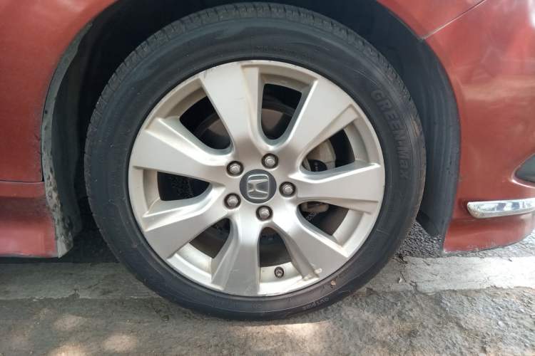 Used Honda Jade 2014 1.8L Automatic Comfort Elite Version 5 Seats
