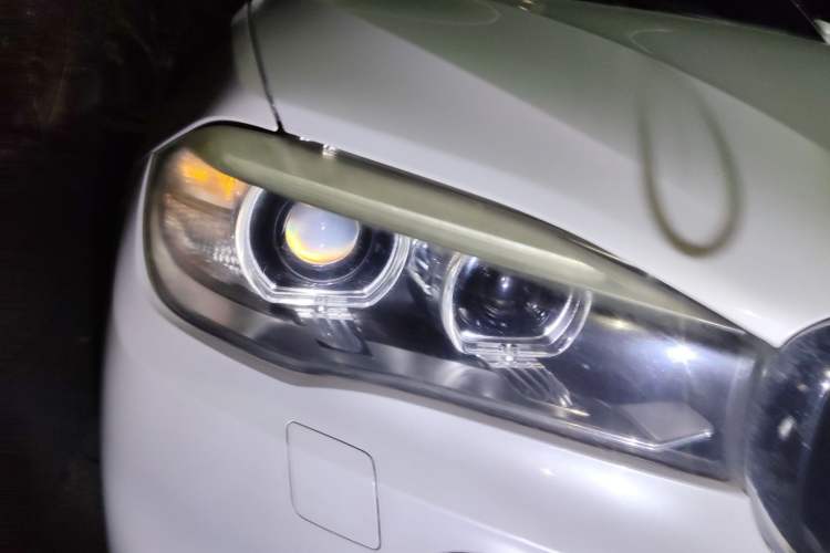 Used BMW X5 2017 xDrive28i
