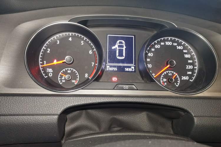 Used Volkswagen Golf 2015 1.6L Automatic Comfort Model
