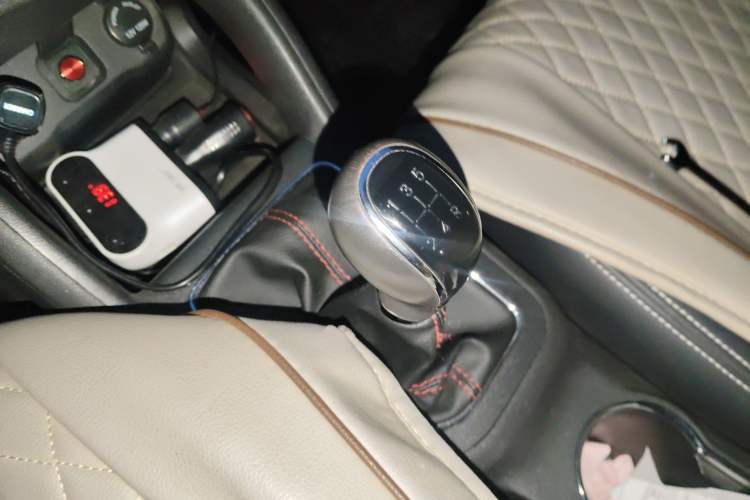 Used CHANGAN CS35 2017 1.6L Manual Luxury Model
