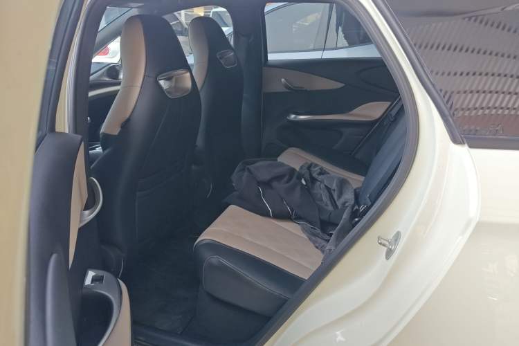 Used BYD Dolphin 2023 420 km Fashion Edition
