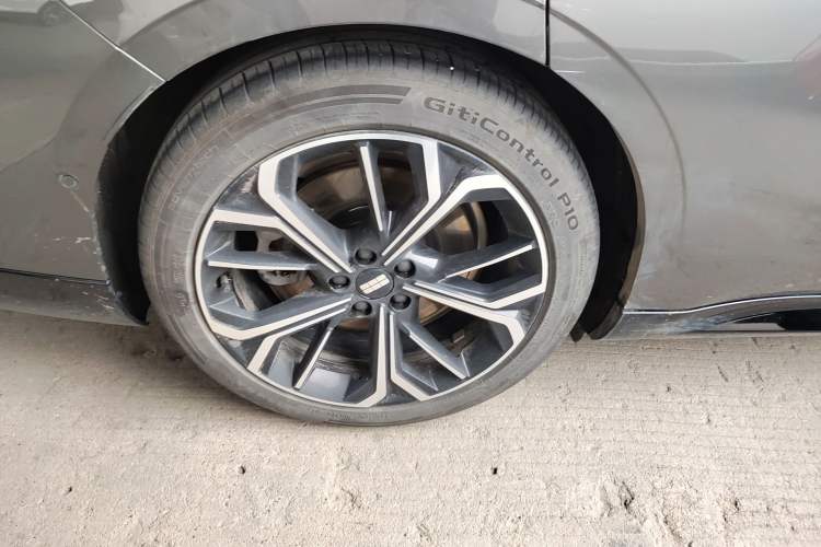 Used Geely Galaxy E8 2025 575 km Exploration Intelligent Driving Edition
